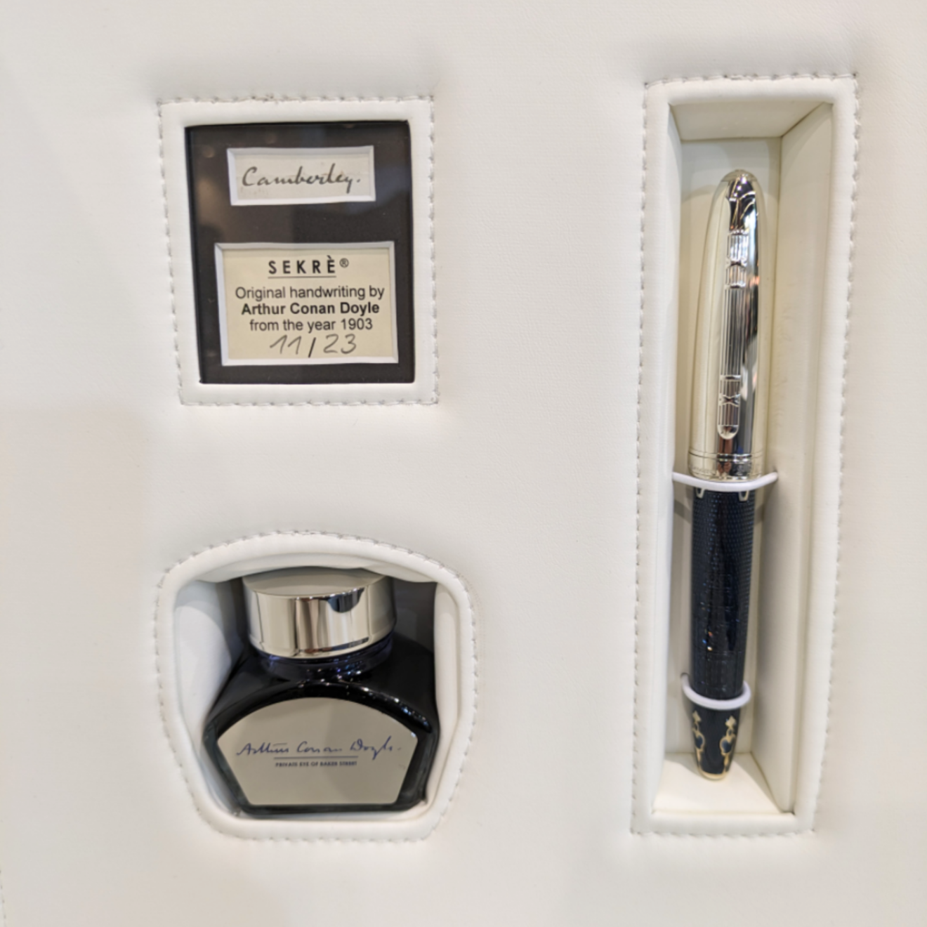 Eine Detailansicht zum Füllfederhalter Arthur Conan Doyle von Waldmann - in Kürze werden aussagekräftigere Produktfotos zur Verfügung gestellt.