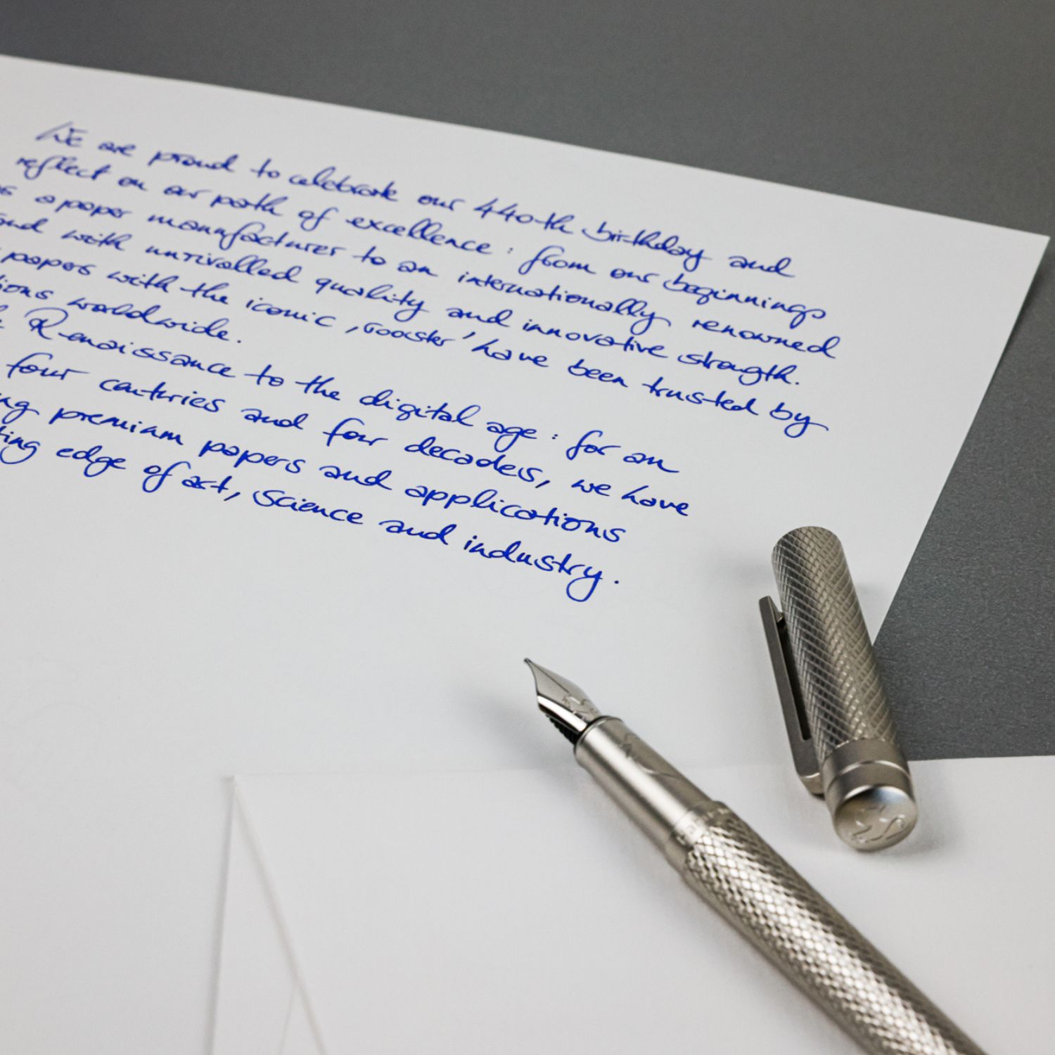 Produktfoto zum Hahnemühle 440th anniversary writing paper set / Product photo from the Hahnemühle 440th anniversary writing paper set (18301000)